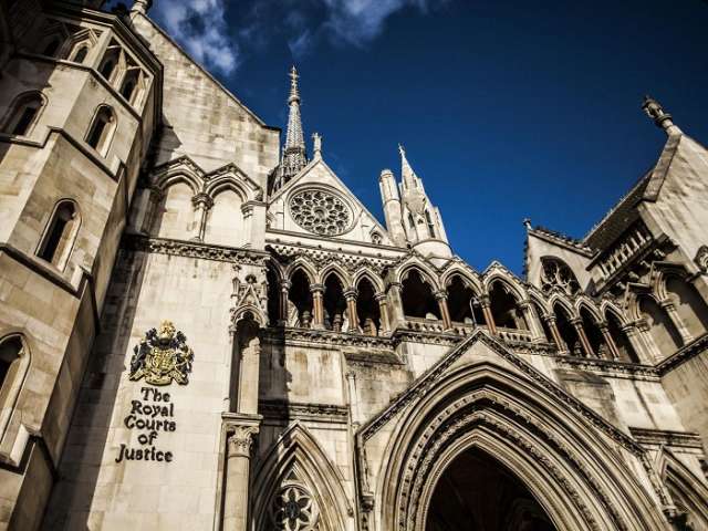 FGM cutter trying to enter the UK, police warn